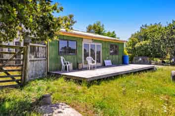 27 ACRE GOLD MINE WAIMAUKU DEVELOPMENT