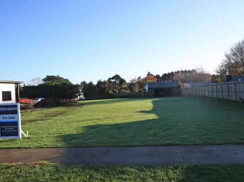 31 Smith Street, Lepperton