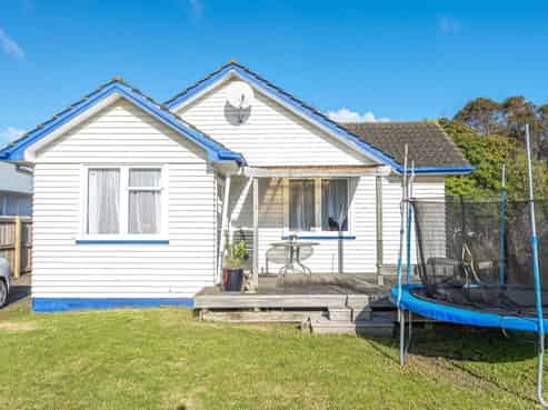 10 Armstrong Place, Gonville