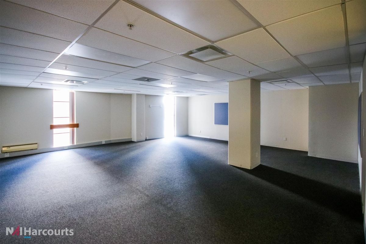 Affordable CBD Offices Available - Vista 3