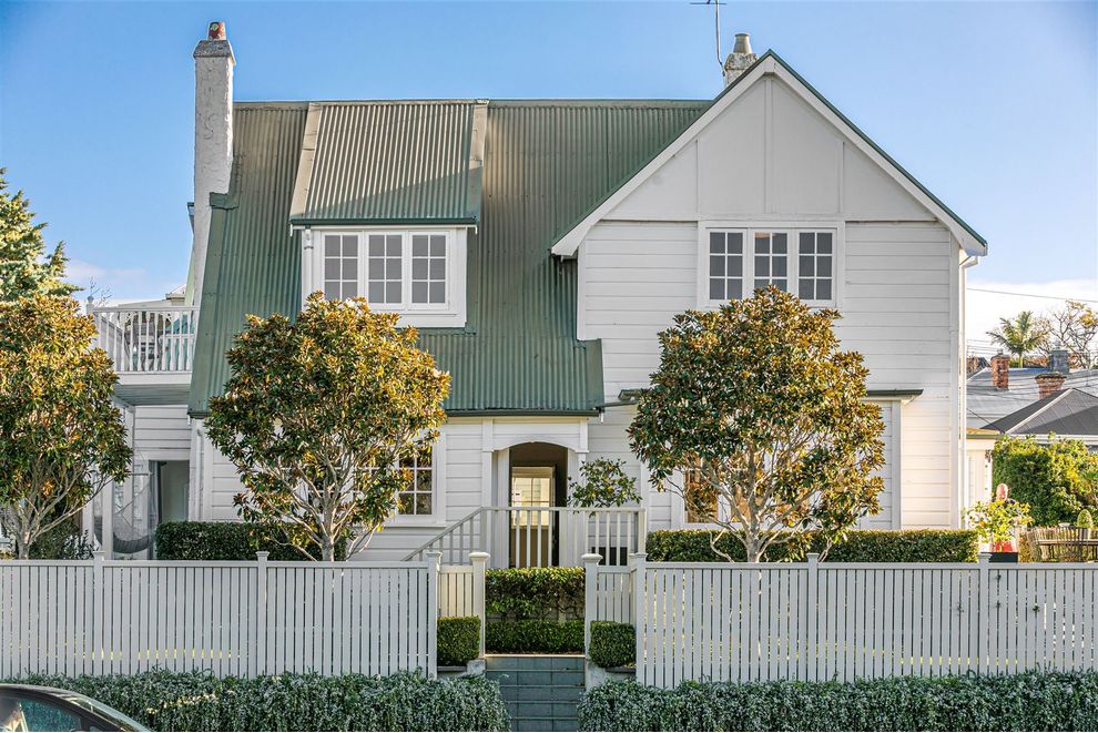 For sale Outstanding Original Devonport Villa realestate.co.nz