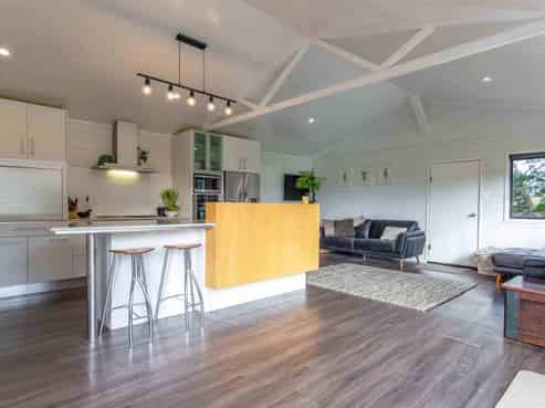 3815B Cross Road, Mangatarata