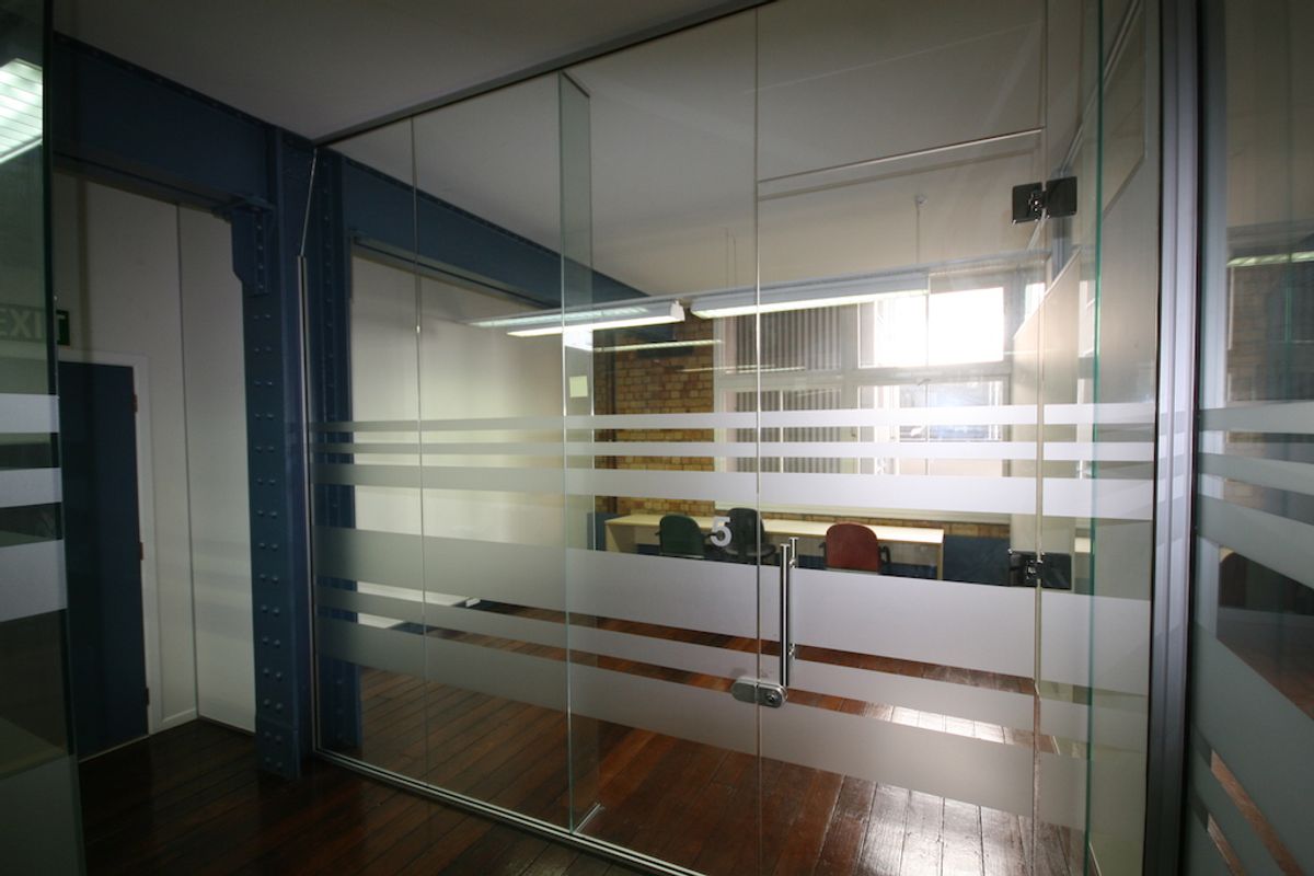 Commodious office in the heart of the City - Több