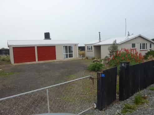 7 Coates Road, Birdlings Flat