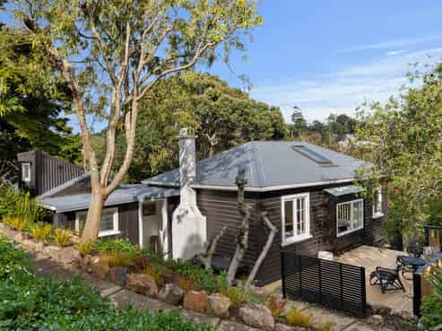 4 Matapana Road, Palm Beach