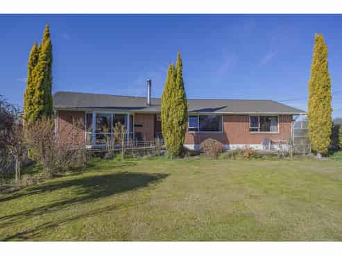 22 Maddren Street, Winchester