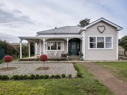 99 Ellis Street, Brightwater