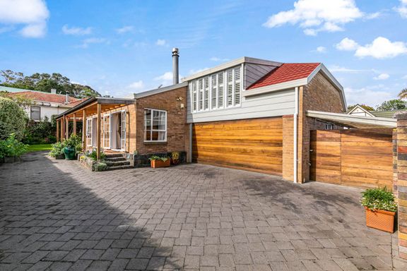 Property value - 2/5 Tuperiri Road, Epsom - realestate.co.nz