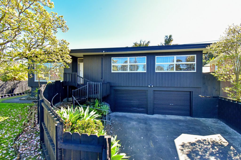 Property value 58 Hill Road, Manurewa realestate.co.nz