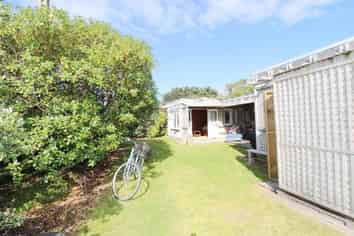 359 Tangiora Avenue, Whangapoua