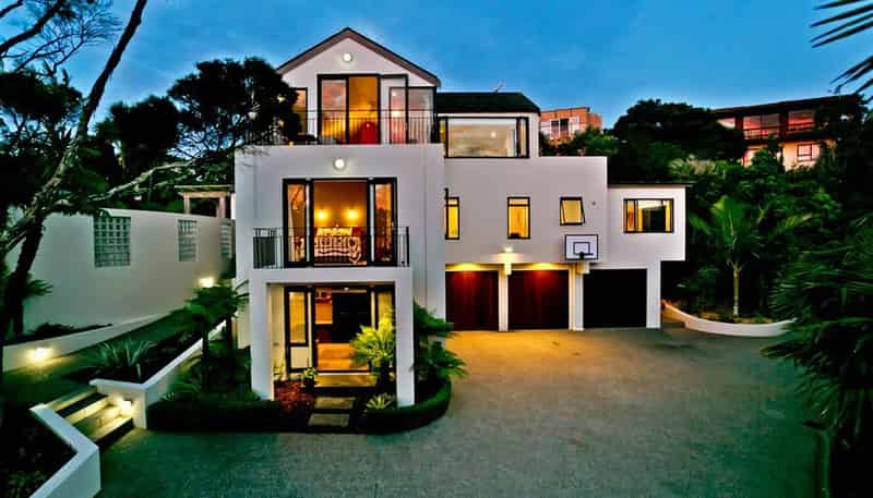 16 Mayall Avenue, Beach Haven