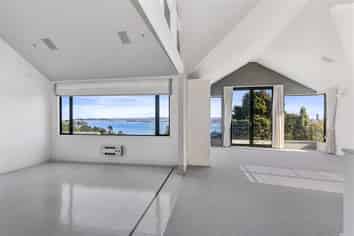 16 Mayall Avenue, Beach Haven
