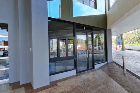 Savills - Ground Floor Showroom / Office on K'Rd - Bild 3