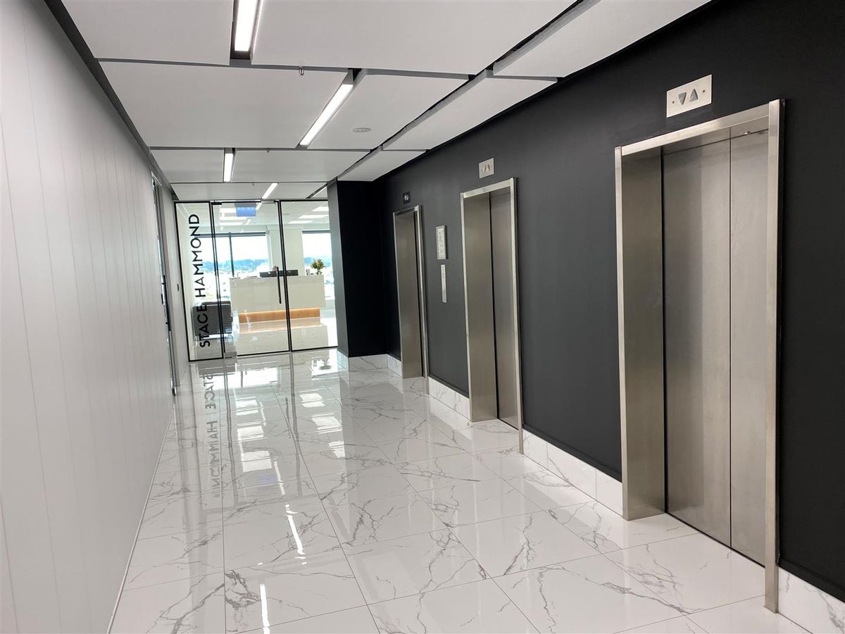 GLORIOUS VIEWS WITH BRAND NEW FIT OUT - Ansicht 4