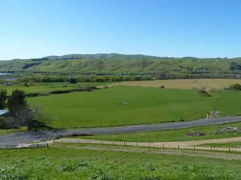 2564 Middle Road, Poukawa