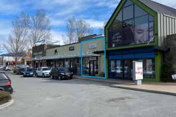 Convenience Retail, Remarkables Park