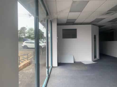 Retail Opportunity in Massey!