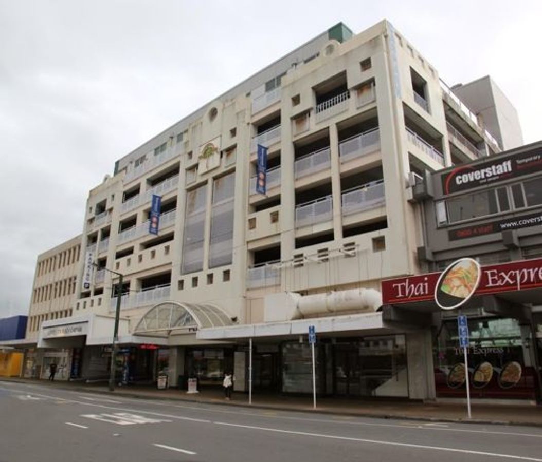 Hutt Central Retail