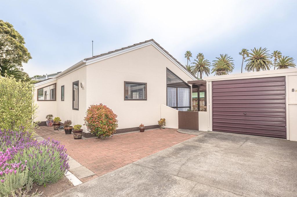 Property value 8B Church Place, Whanganui Central realestate.co.nz