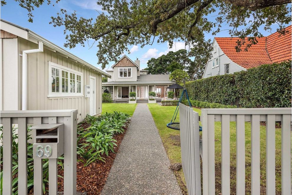 69 Ngataringa Rd, Devonport, North Shore City, Auckland, 0624 For
