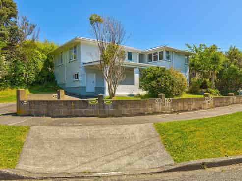 1 Muturangi Grove, Elsdon