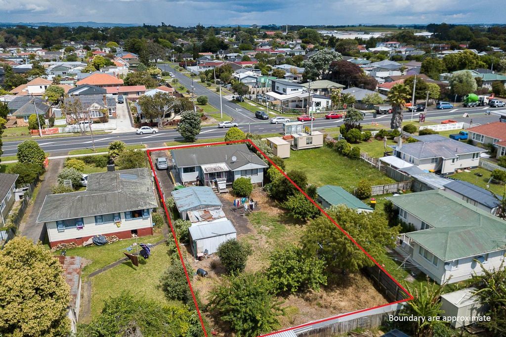Property value 451 Massey Road, Mangere East realestate.co.nz