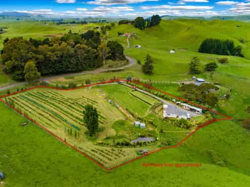 821 Crownthorpe Settlement Road, Crownthorpe