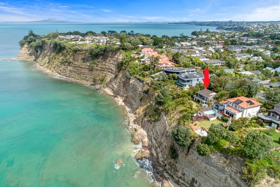 Property value - 12 Cliff Road, Torbay - realestate.co.nz