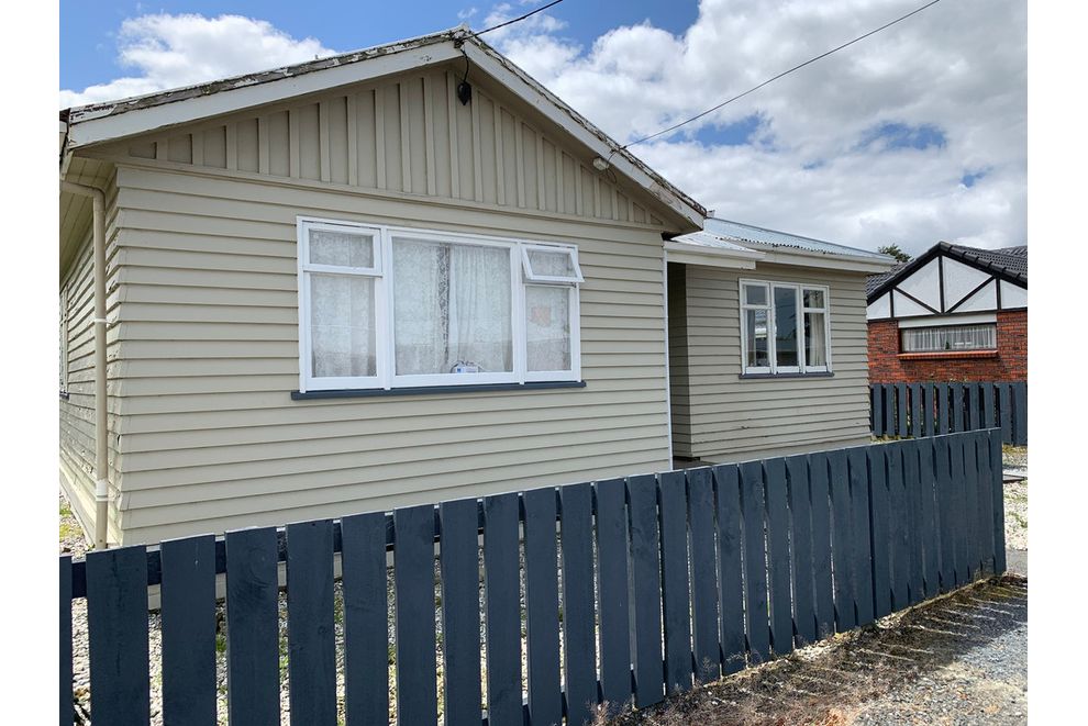 For sale 2 Drumclog Street, Balclutha realestate.co.nz