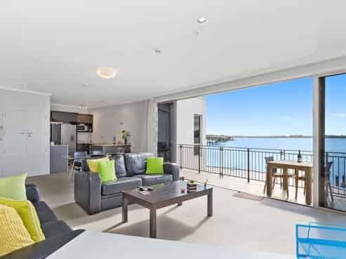 8/51 Dive Crescent, Tauranga Central