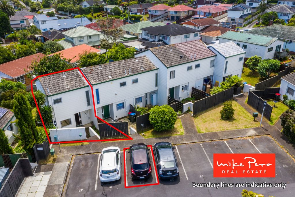 Property value 19 Fred Woodward Place, Mount Roskill realestate.co.nz