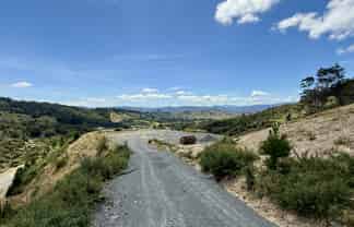 12 Jane Mander Rise, Whitemans Valley