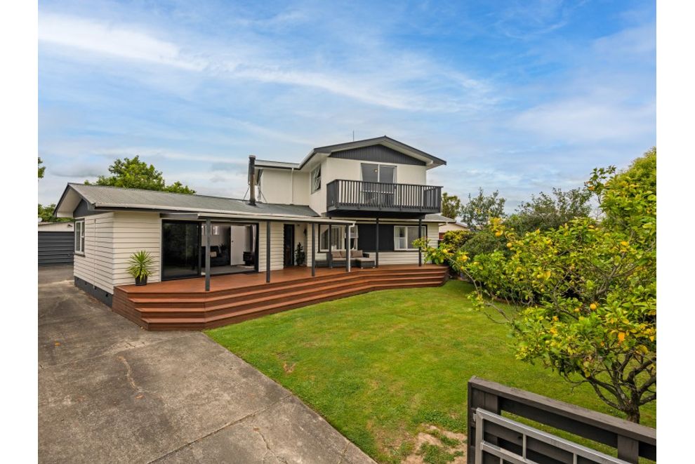 For Sale Upsize Your Family Home In Style Realestate Co Nz