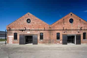 348m2 Crazy Cool Area for lease