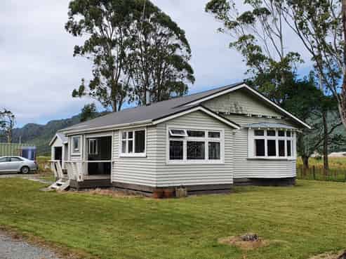 94 Taylorville Road, Coal Creek