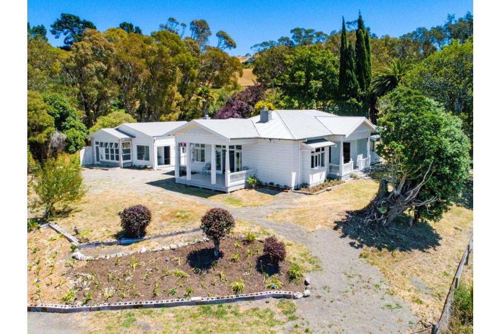 For sale 11 Okaihau Road, Waimarama realestate.co.nz