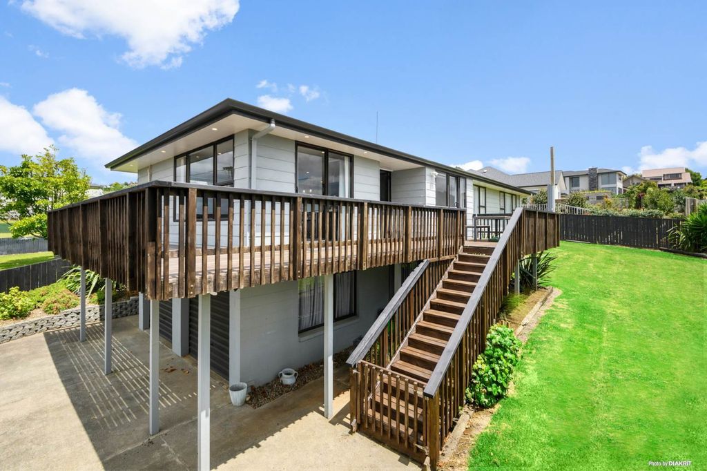 Property value 351 Upper Queen Street, Pukekohe realestate.co.nz