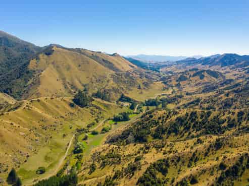 1550 Avon Valley Road, Waihopai Valley