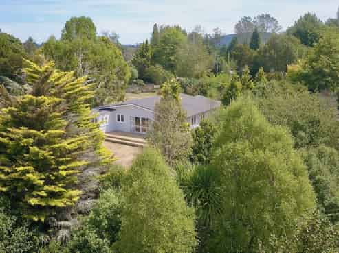 1720 River Road, Broadlands Forest