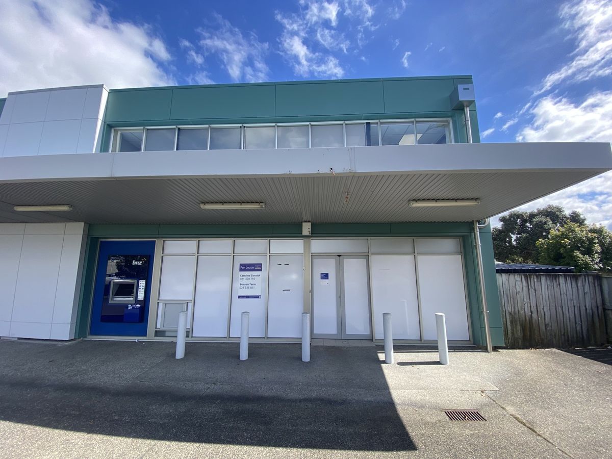Glen Eden Retail