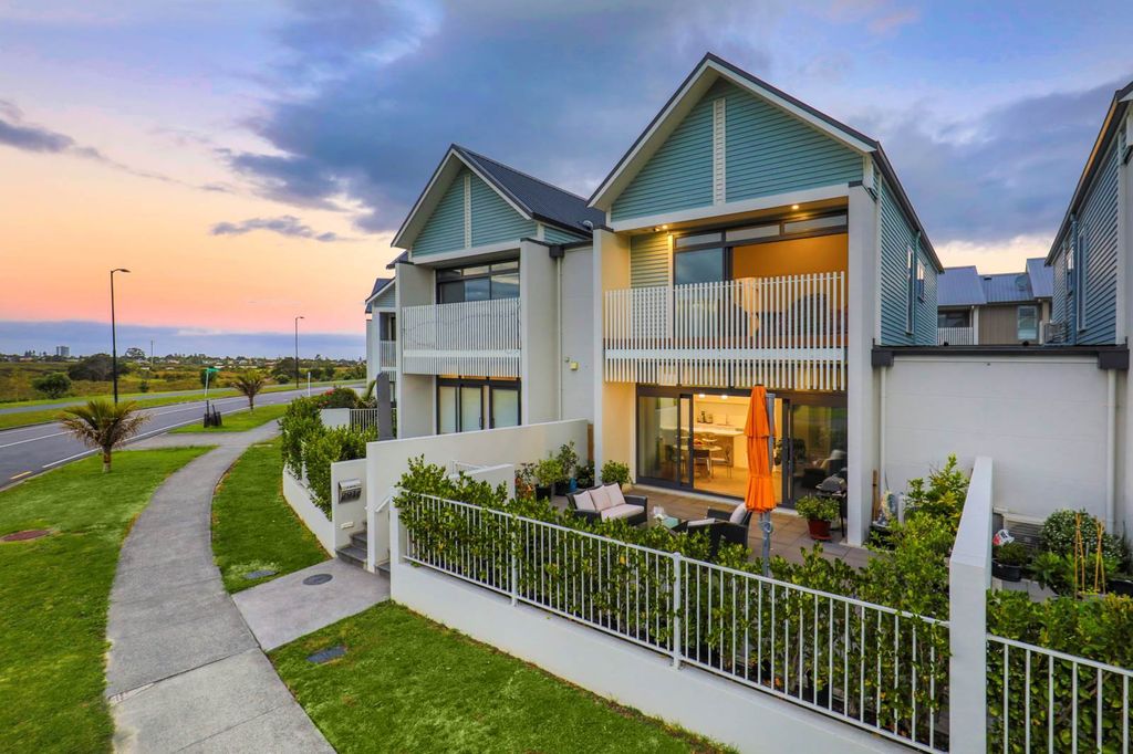 Property value 291D Millwater Parkway, Silverdale realestate.co.nz