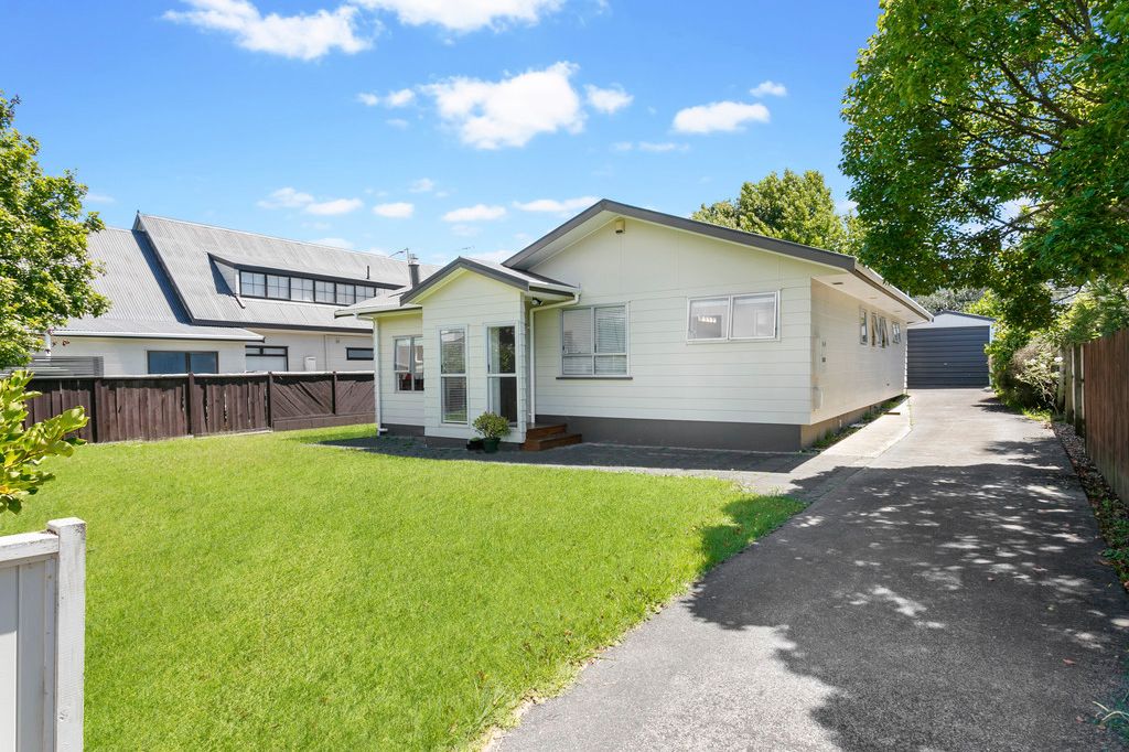 Property value 9 Marendellas Drive, Bucklands Beach realestate.co.nz