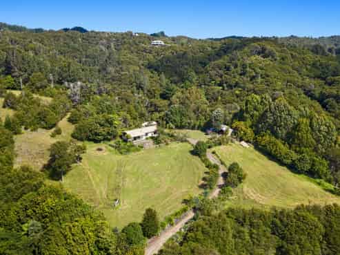 37A Wharenui Road, Poroporo