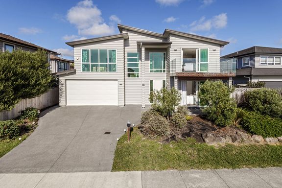Photo of 23 Fennell Crescent, Silverdale
