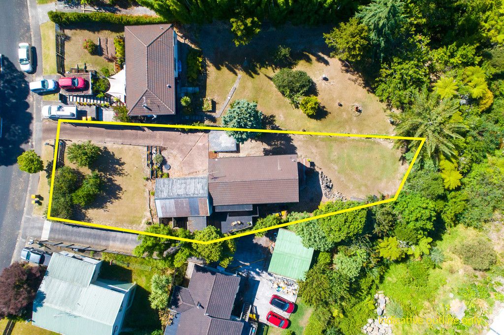 Property value 8 Cedar Heights Avenue, Massey realestate.co.nz