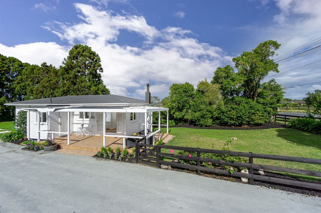 Property value 118 Riverhead Road, Kumeu realestate.co.nz