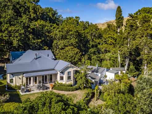 6/3382 Pourerere Road, Central Hawkes Bay Coastal