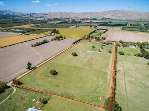 700 Te Aute Road, Pakipaki