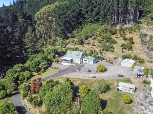 965 Coast Road, Pencarrow Head