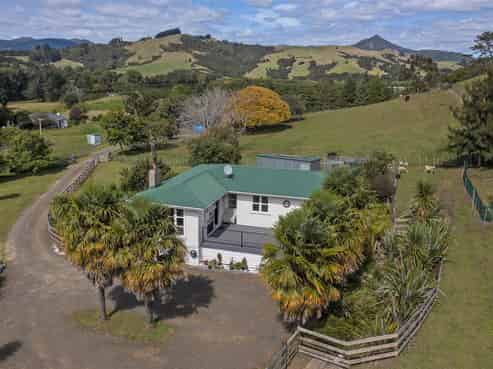 2787A Tapu Coroglen Road, Coroglen